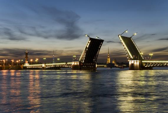 Pont de la Trinité, Saint Pétersbourg