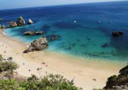 Les belles plages du sud du Portugal ne sont pas loin
