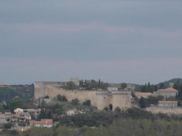 Fortifications proche d'Avignon
