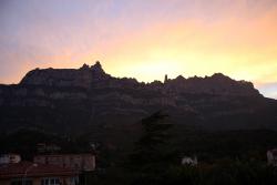 Coucher de soleil de novembre sur Montserrat