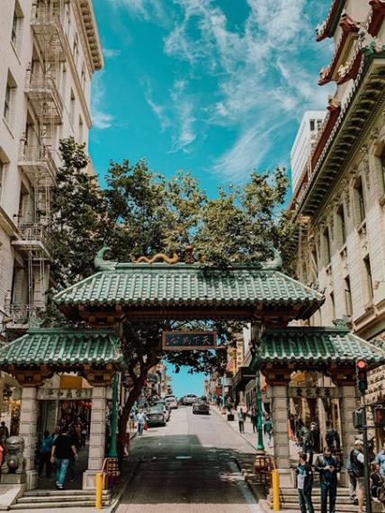 Grande porte de Chinatown ou Dragon gate.