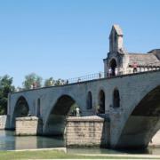 Sur le pont d’Avignon…